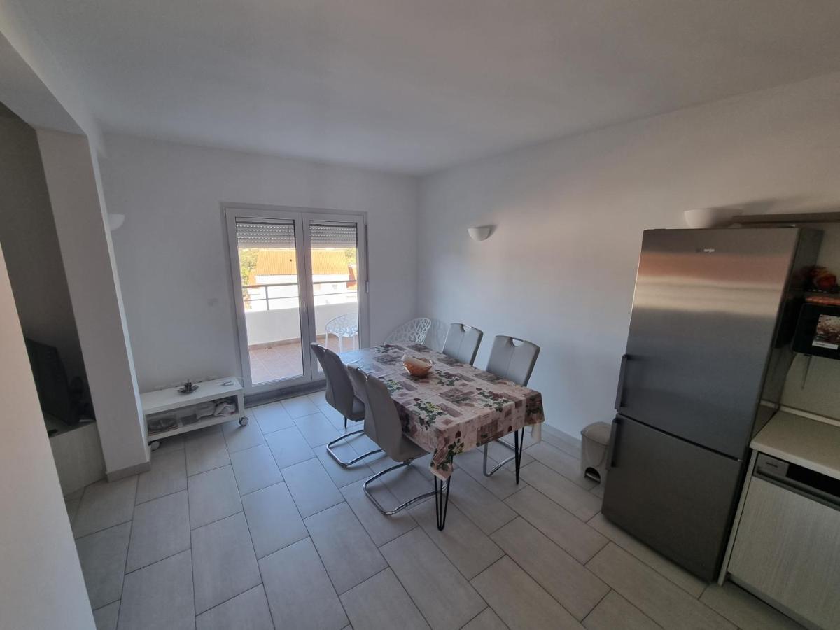 Apartman Telalovic Nečujam Extérieur photo